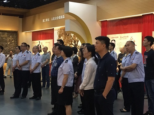 创业中心党支部委员参观廉政教育基地